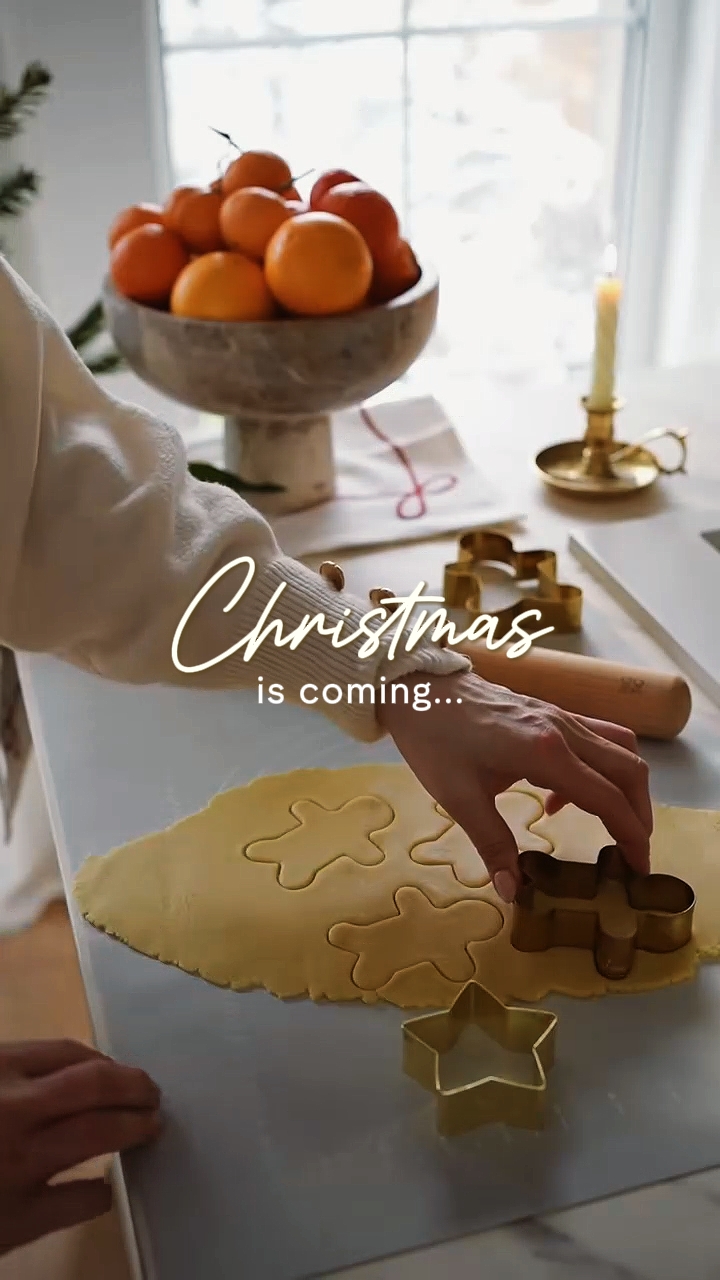 Christmas is coming