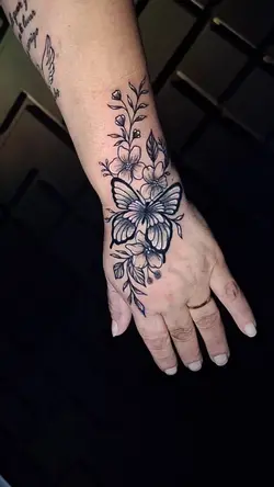 tattoo de uma ariana