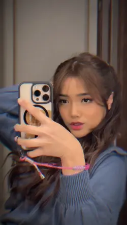 PANDANG PERTAMA LIAT