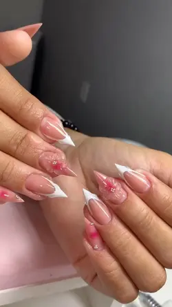 NAILS 