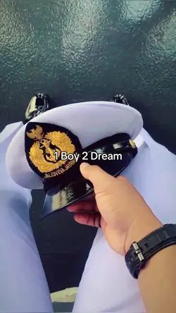 1 BOY 2 DREAM