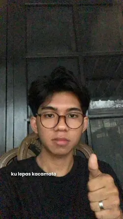 ku lepas kacamata 