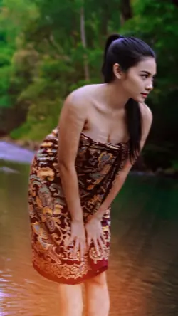 nona inang maumere