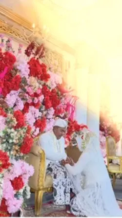 Sungkem suami 