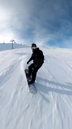 SKIING 