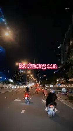 Ba thương con