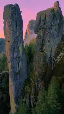 8 video cinematic