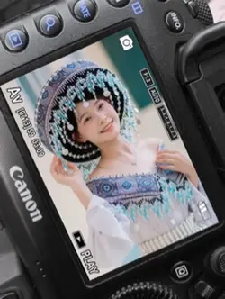 Mẫu máy ảnh 