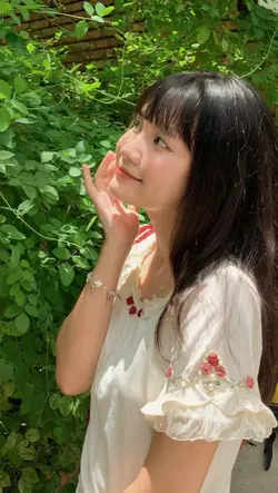 pics D05102245