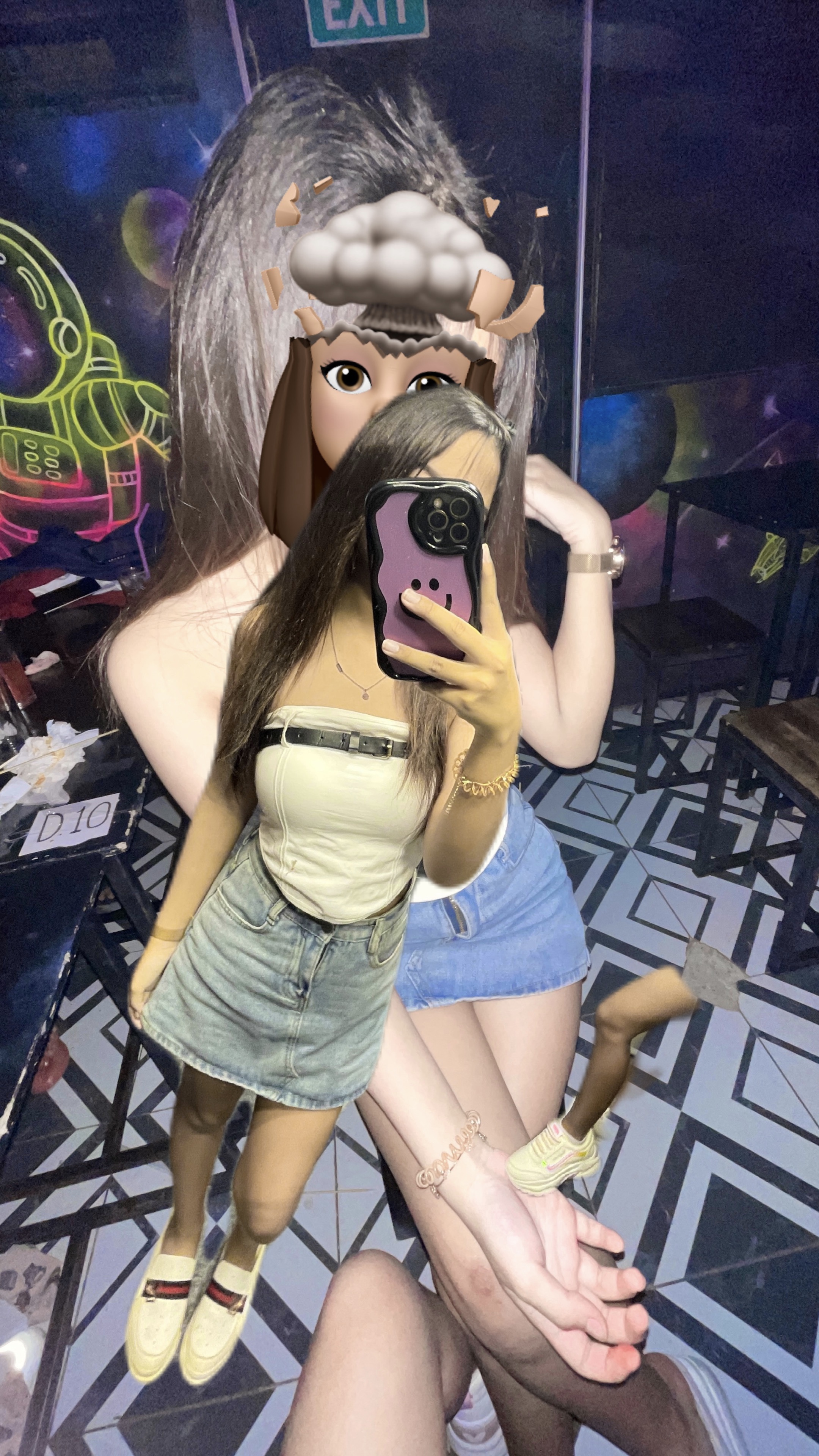 คือเรื่องมันมีอยู่ว่า..