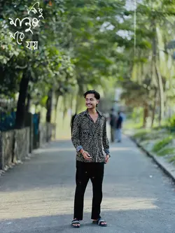 কিছু মানুষ মরে যায়।❤️‍🩹