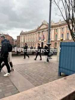 Tu traîne avec qui ?