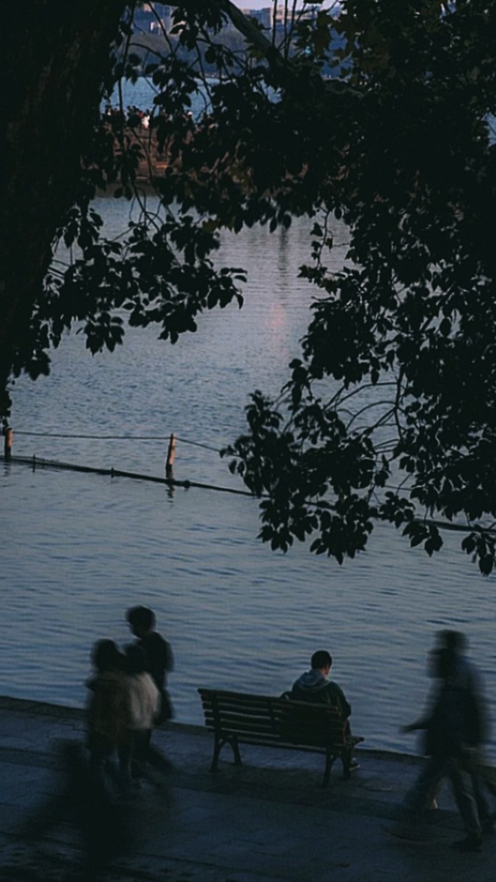 ความเงียบที่ดังที่สุด🖤 5 รูป