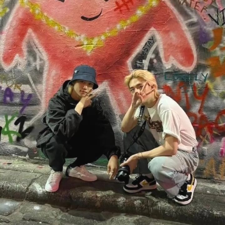 soyadi gibi degilsin