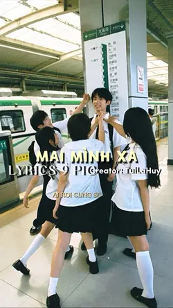 MẪU KỶ YẾU 9 ẢNH