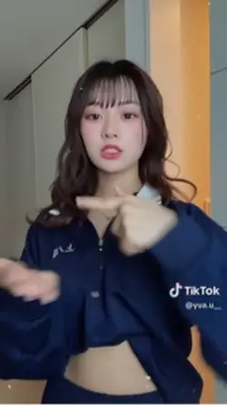 虹/AAA