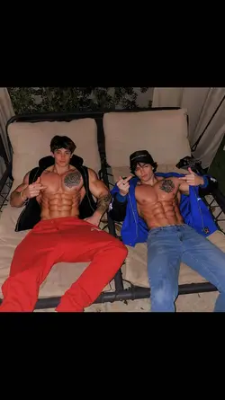 ai tato & sixpack