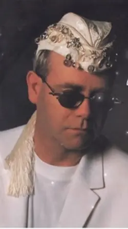 You gotta love someo