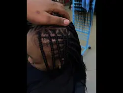 Knotless braids
