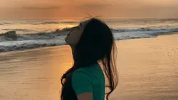 hymn for the weekend