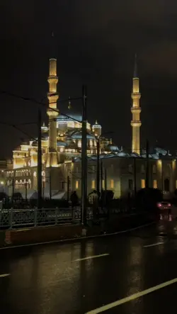 insan insana muhtaçt