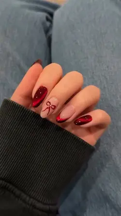 CHRISTMAS NAILS
