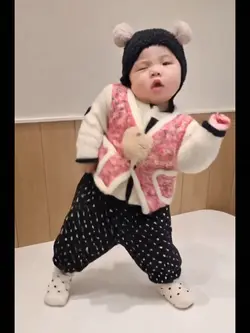 JENNIE DANCE BABY