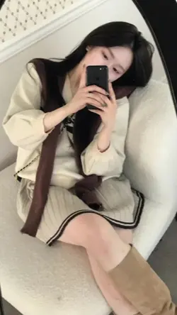1 pic TV4886111829