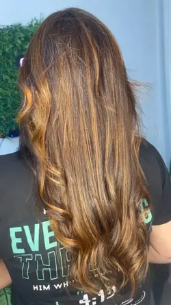 Morena iluminada 