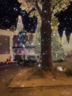 𝑀𝑒𝑟𝑟𝑦 𝐶ℎ𝑟𝑖𝑠𝑡𝑚𝑎𝑠