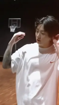 Dj Sah Sarah Suhairi