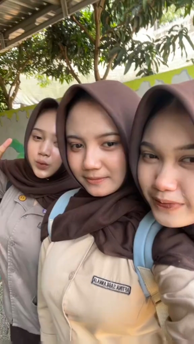 Foto en vivo aku datang
