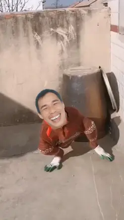 Khi tôi làm con gà