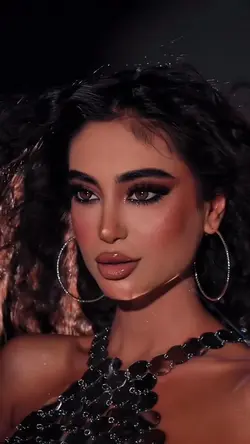 MODEL💓
