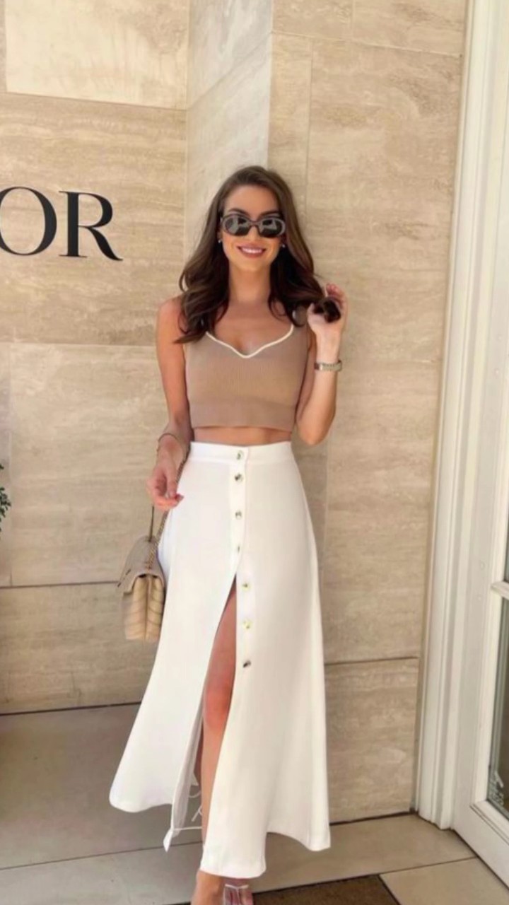 TENUE DE MODE 