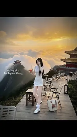 Nắng còn hồng và môi