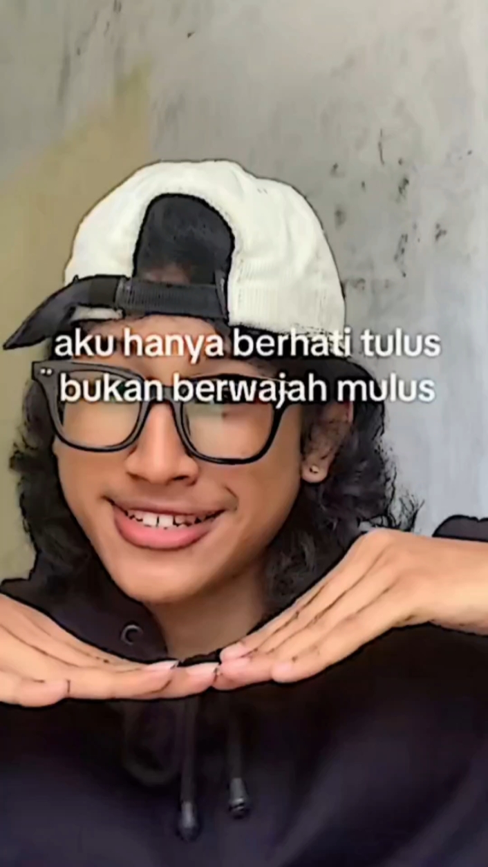 AKU HANYA BERHATI