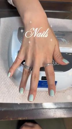 Nails manicur