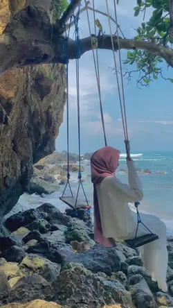 Asiknya menikmati 