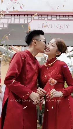 Tát nước đầu đình