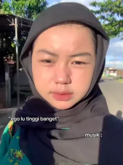 ego lu tinggi banget