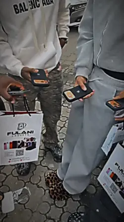 ayphone vs poco 