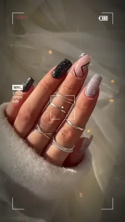 nails