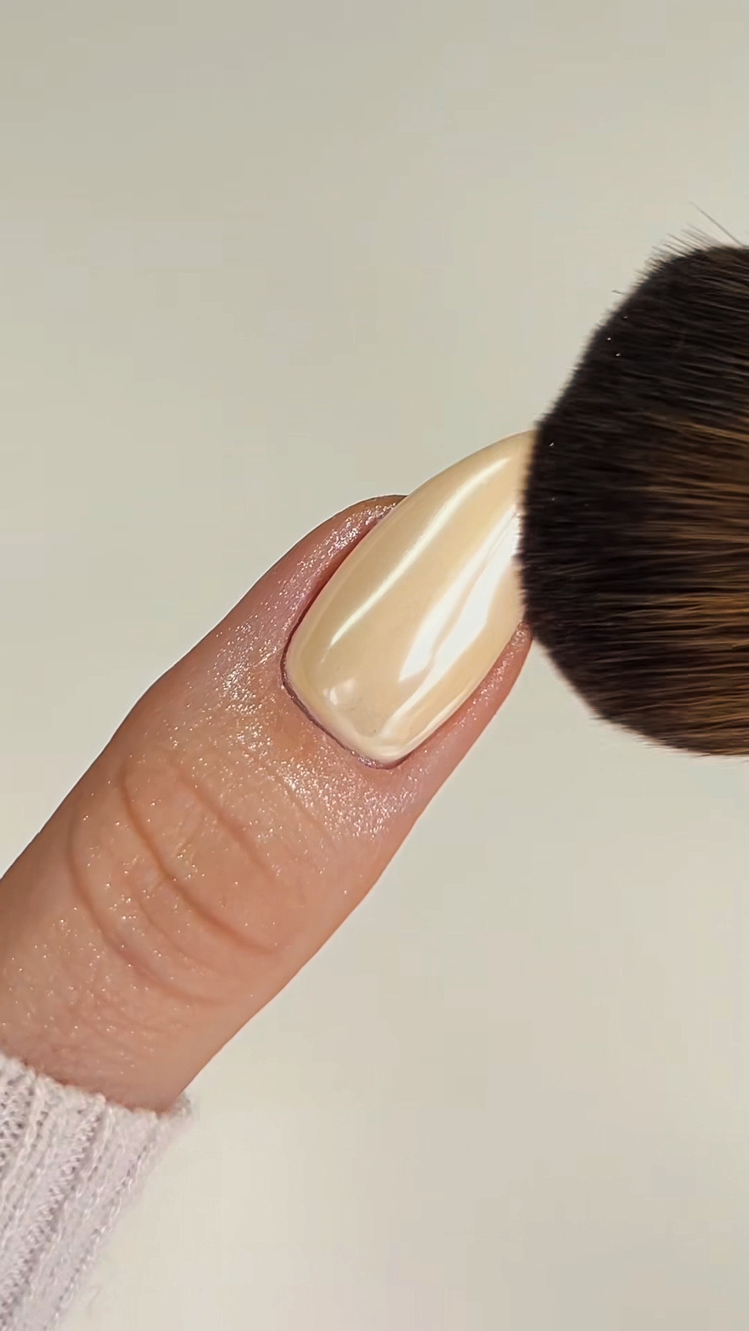 "nail