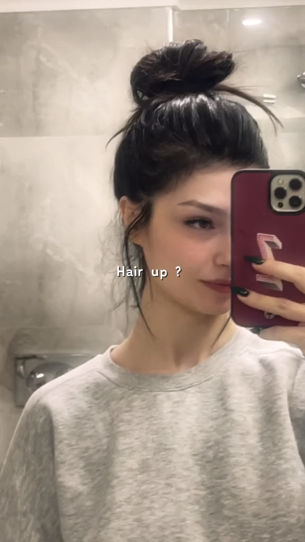 Hair up /hair down