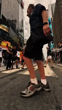 City vlog trend