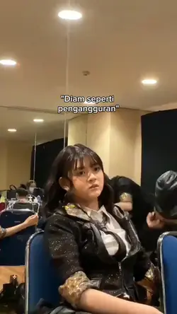 Diam seperti pengang