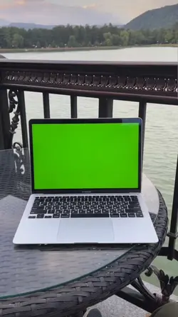 laptop Green screen 