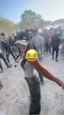 O neang Ream loy 😹🎼