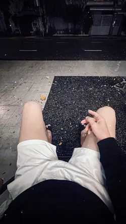Khói thuốc đợi chờ